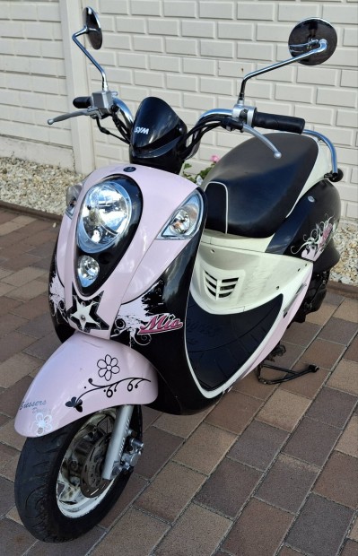 Sym Mio 4T 50 Újszerű Gyári 3981km