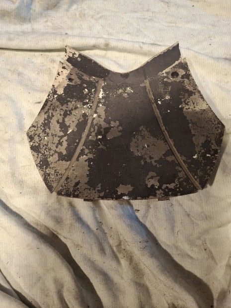 Sym Mio akkumul�tor fed�l