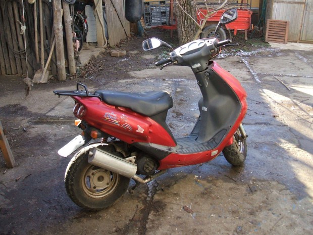 Sym Red Devil 50 robog elad