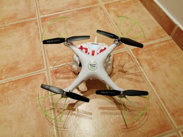 Syma X5HW FPV quadcopter drn elad