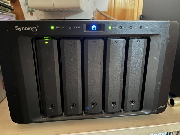 Synology DS1515+ Nas