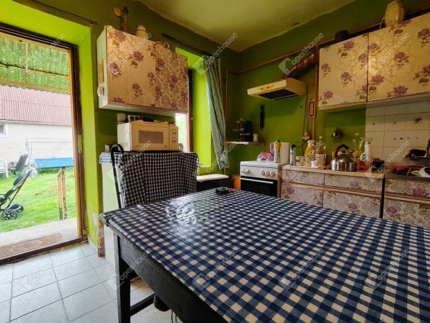 Szabadbatty�n  ahol egy h�zb�l �lomotthont var�zsolhat