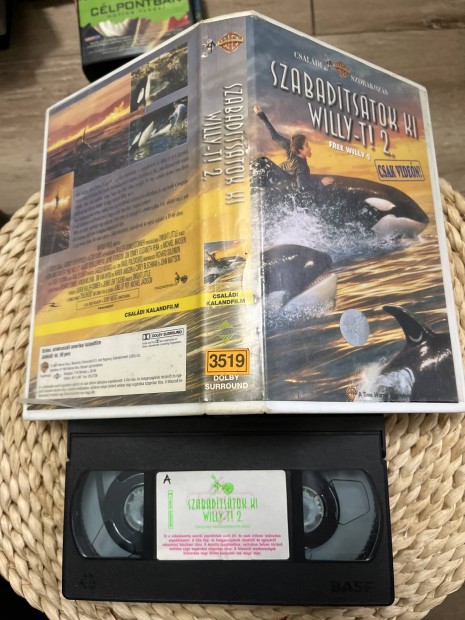 Szabadtstok ki willyt 2 vhs