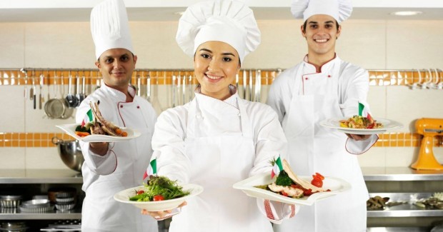 Szak�csokat keres�nk