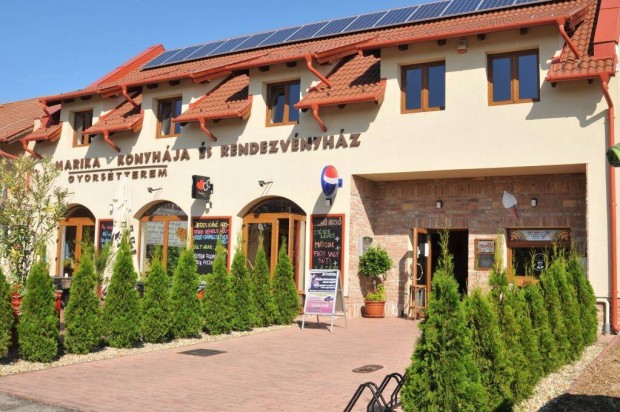 Szakácsot felveszünk