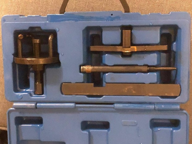 Szakszersz�mok g�pj�rm� javit�shoz 3 resz