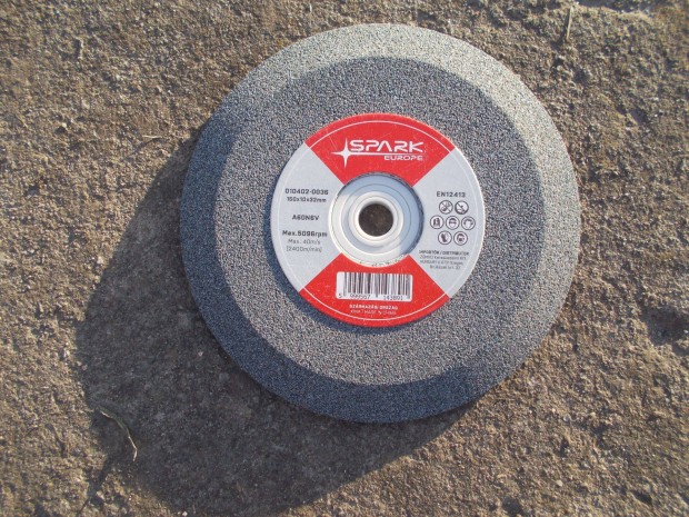 Szalagfűrész köszörűkő 150x10x32/16 mm-es, szürke szűkítéssel