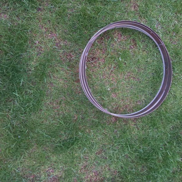 Szalagf�r�szlap F�mhez