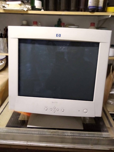 Szmtgp monitor (HP sik kpcsves 17)