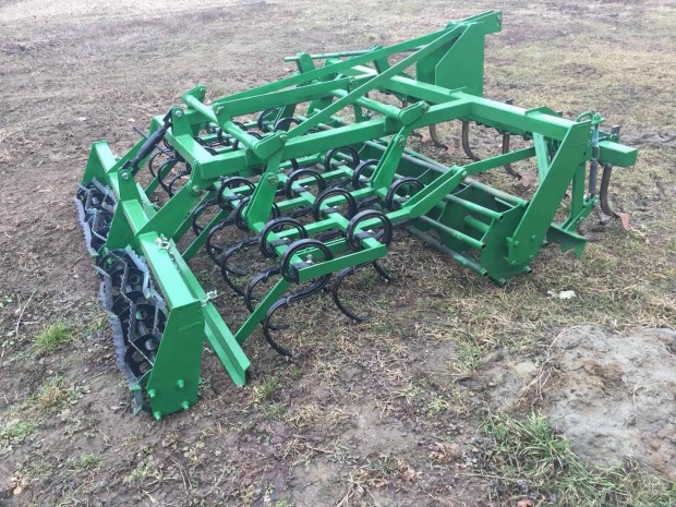 Sz�nt�f�ldi kultiv�tor kompaktor