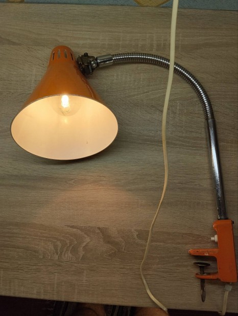 Szarvasi régi retro gégecsöves fém asztali lámpa íróasztal lámpa