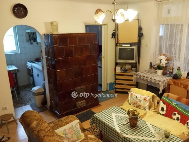 Szarvask�i elad� 80 nm-es h�z