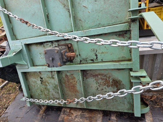 Szrzz Kaszl alig Hasznalva