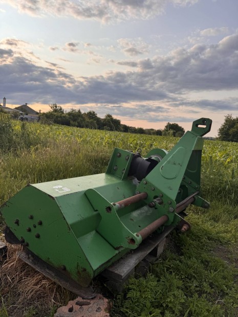 Szárzúzó mulcsozó ( kalapácsos ) eladó