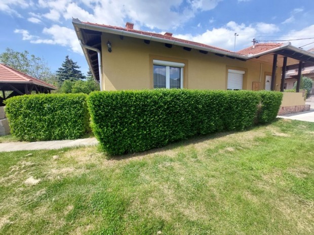 Százhalombattai eladó 97 nm-es ház