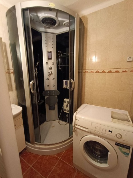 Szedreskerti ln.-ben 1,5 szobás 44 m2-es, földszinti lakás eladó