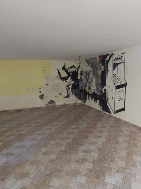 Szeged Hajnóczy utcában üzlet kiadó