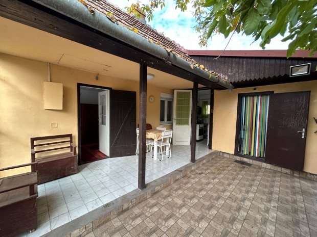 Szeged Subas�n m�v. �gb�l kivett ter�leten �d�l� elad�