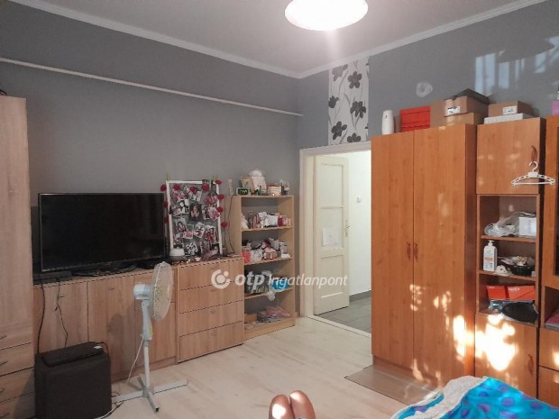 Szeged Sz�regen 3 szob�s t�gla h�z elad�