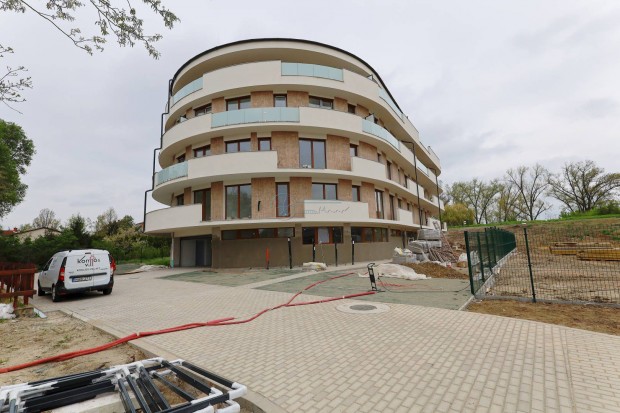 Szeged - Újszeged - Tégla lakás - Eladó