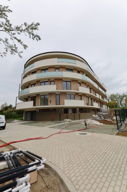 Szeged - Újszeged - Tégla lakás - Eladó