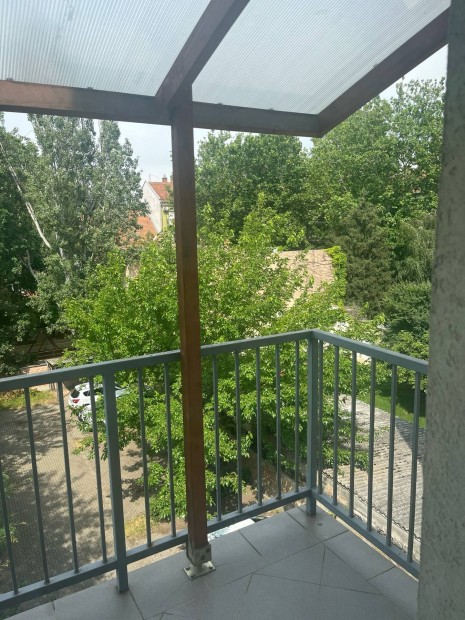 Szeged belvrosi garzon laks Mikszth u 3. emelet kiad 