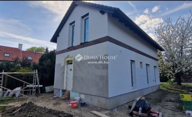 Szegedi 103 nm-es ház eladó