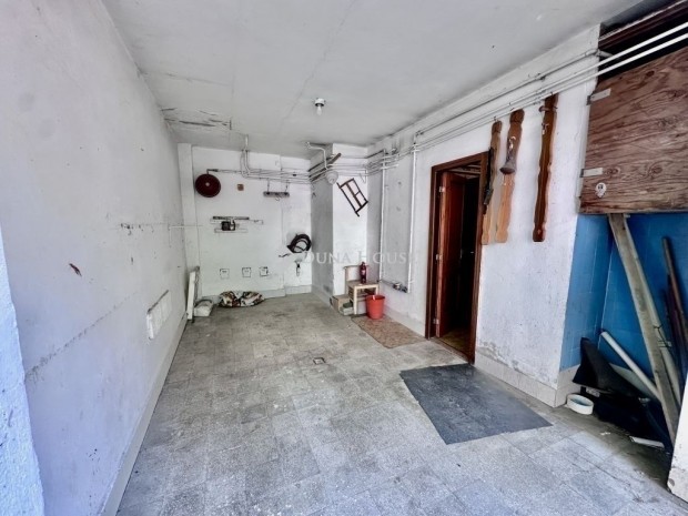 Szegedi 223 nm-es h�z elad�