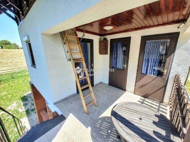 Szegedi 36 nm-es h�z elad�