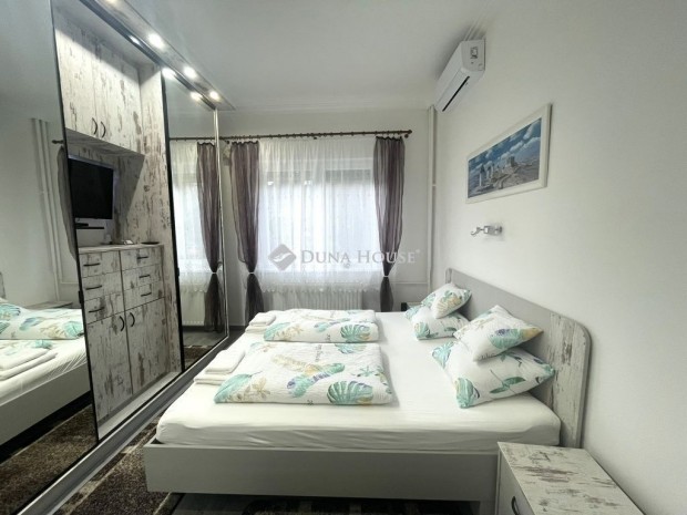 Szegedi elad� 341 nm-es h�z