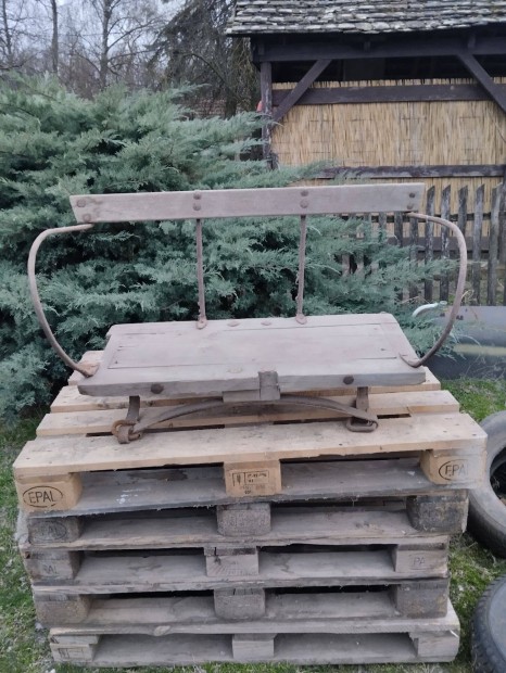 Szek�r �l�s elad�