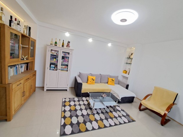 Sz�kesfeh�rv�r M�ricz Zsigmond utca lak�s , Otthon Startra alkalmas