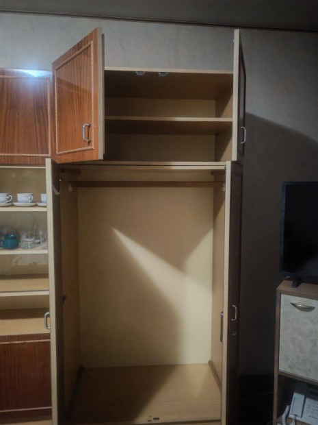 Szekr�nysor j� �llapotban