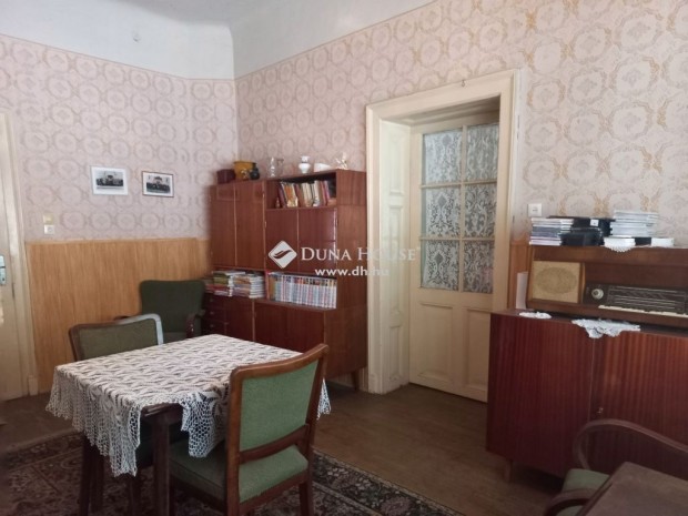 Szeksz�rdi 130 nm-es h�z elad�