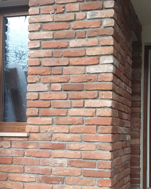Szeletelt,vgott tgla vrs-szi kedv falburkolat sarok elem burkolat