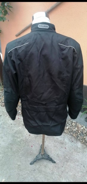 Szellztethets protectoros kabt xl