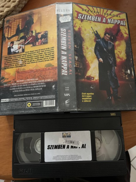 Szemben a nappal vhs 