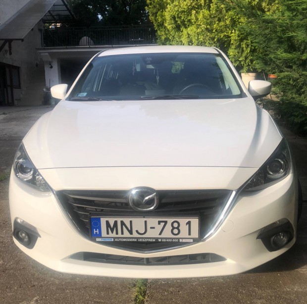 Szemly gpkocsi Mazda 3