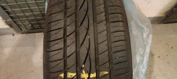 Szem�lyaut� Gumiabroncs SUV