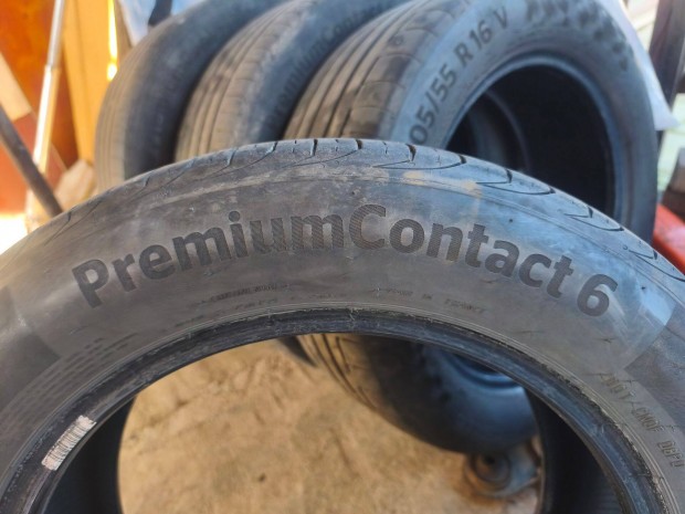 Szem�lyaut� haszn�lt gumi