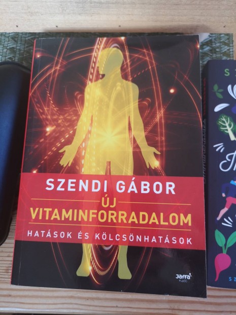 Szendi Gbor : j Vitaminforradalom knyv 