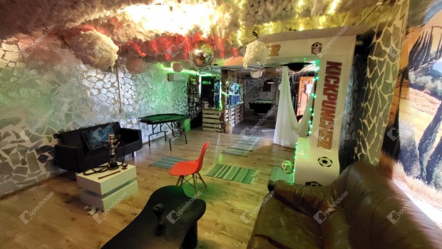 Szendr� csendes utc�j�ban 82 m2-es h�z 474 m2-es telken elad�!