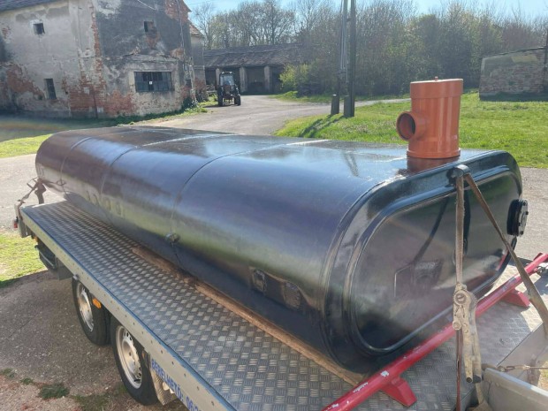 Szennyv�ztart�ly 4500L / 3500L Talajvizes ter�letre is