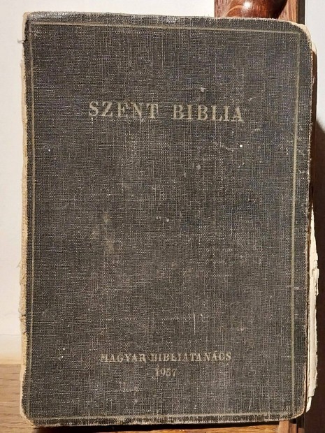 Szent Biblia 1957-es kiads ersen hasznlt llapotban elad!