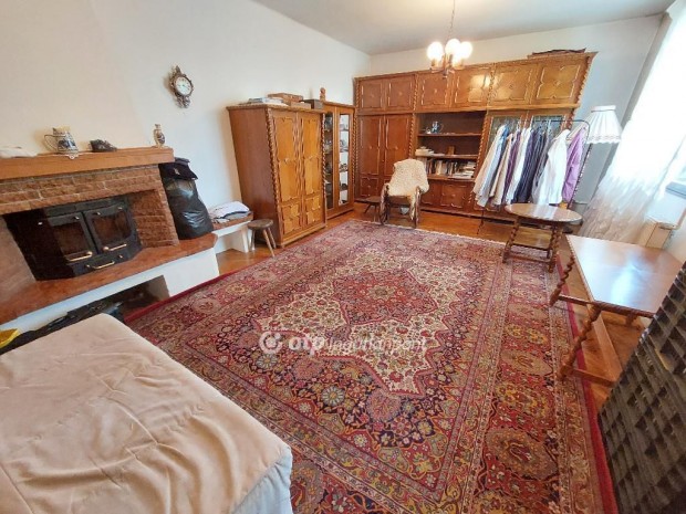 Szentesi elad� 168 nm-es h�z