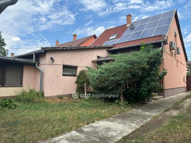 Szentesi elad� 169 nm-es h�z