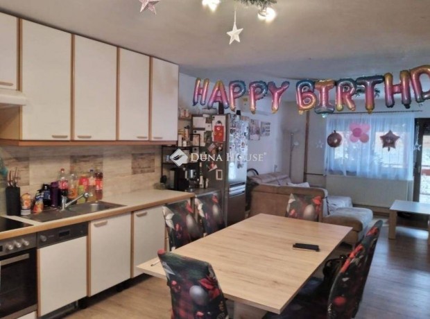 Szentgotth�rdi 160 nm-es h�z elad� #5166823