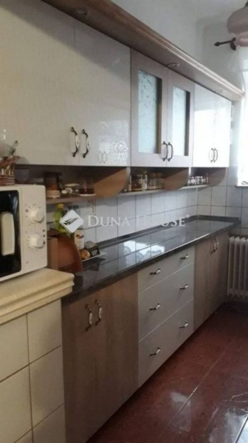 Szentp�terszegi 92 nm-es h�z elad�