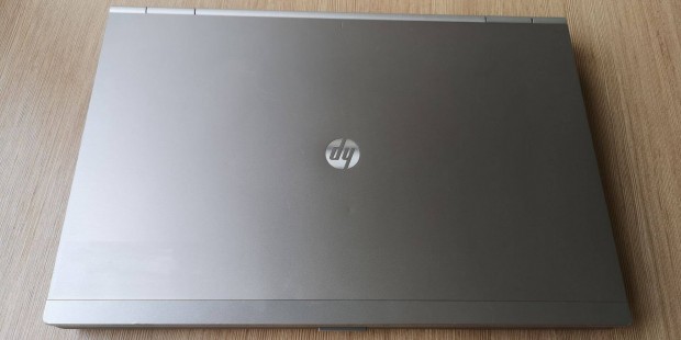 Szp HP Elitebook 8560p i7-2620M ATI HD 6470M VGA egr tska