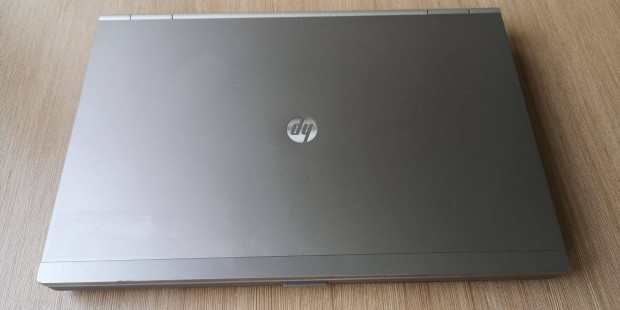 Szp HP Elitebook 8560p i7-2620M ATI HD 6470M VGA egr tska